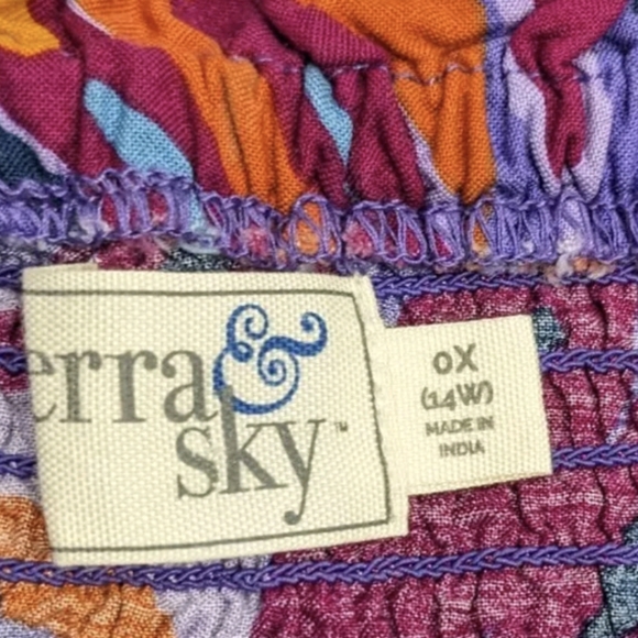 NWT Terra & Sky Smocked Top Womens 14W 3/4 Sleeve Colorful - Picture 2 of 11
